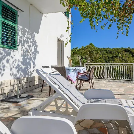 Apartman Sara