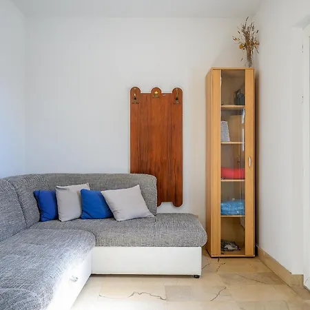 Sara Apartment