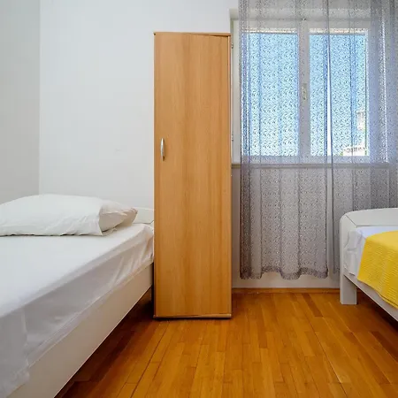 Apartment Sara